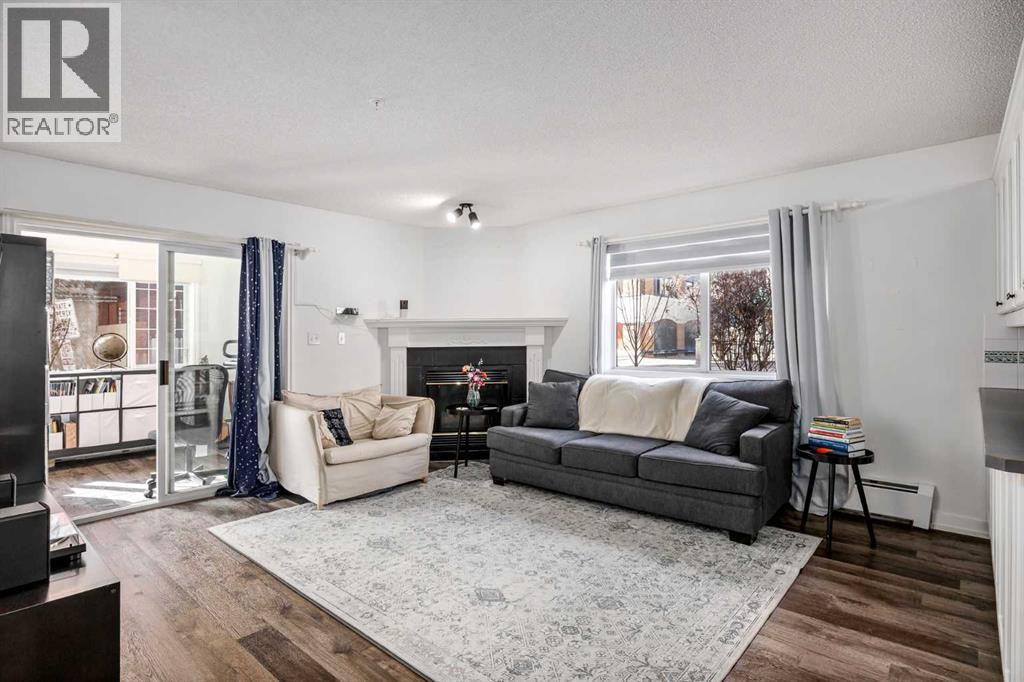 Single Family House for Sale in    Avenue SW Downtown Commercial Core Calgary 