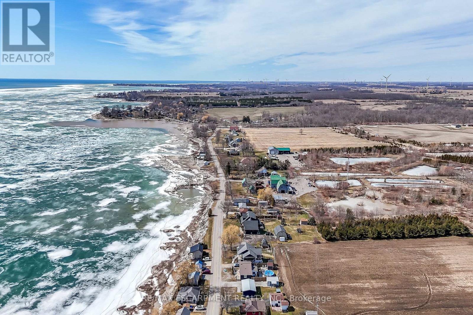 87 LAKESHORE ROAD - 47