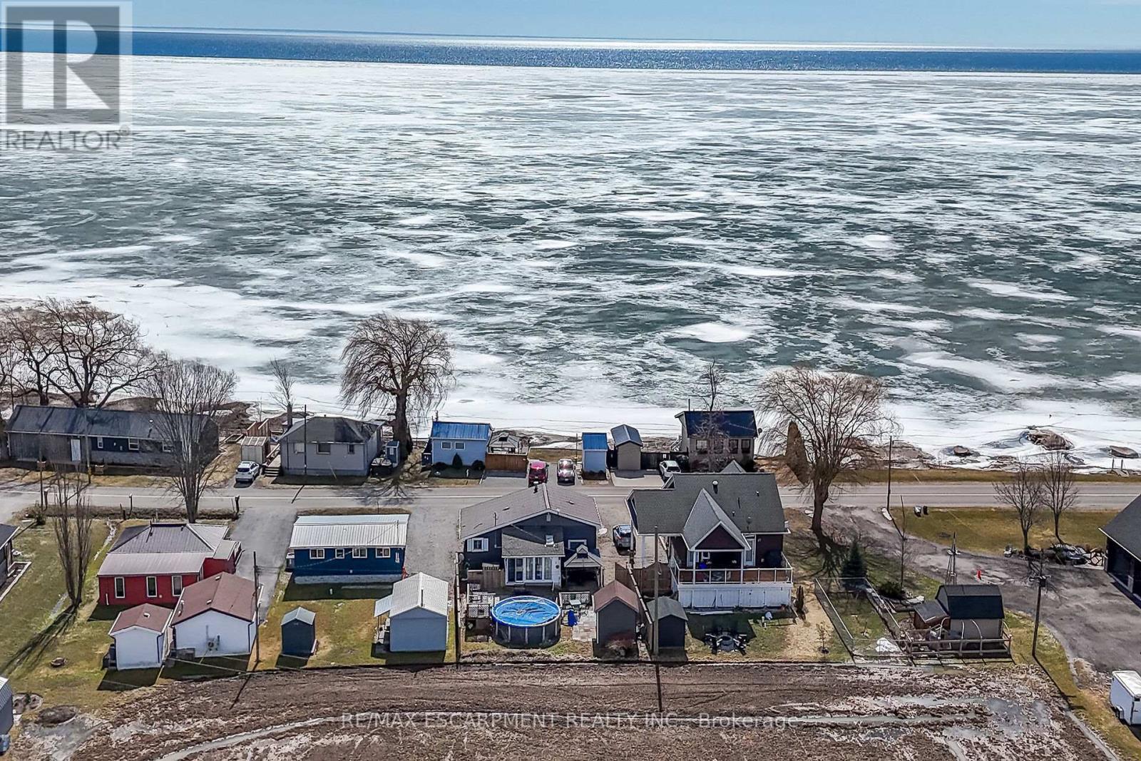 87 LAKESHORE ROAD - 49