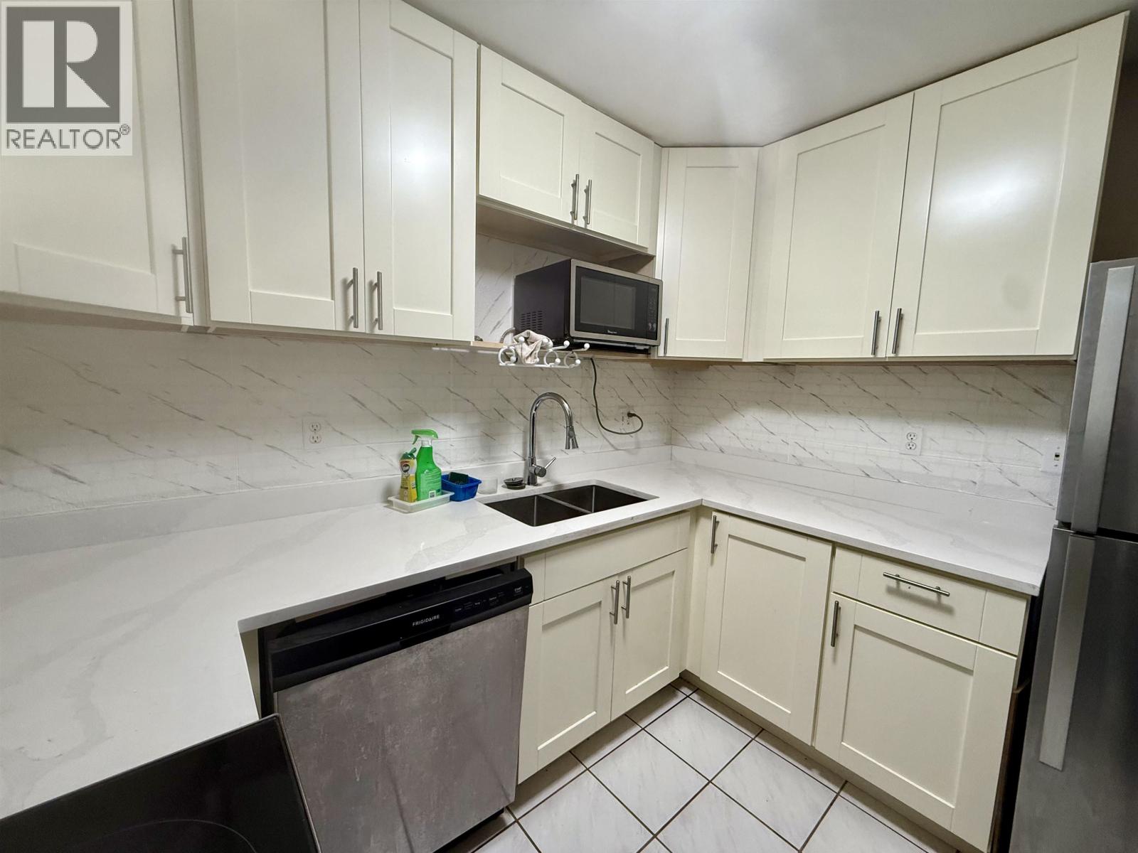 #105-7288 NO. 3 Road, Richmond