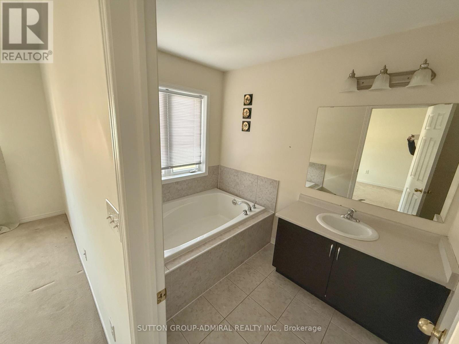 Single Family House for Sale in  WHITE SPRUCE CRESCENT Vaughan (Patterson) 