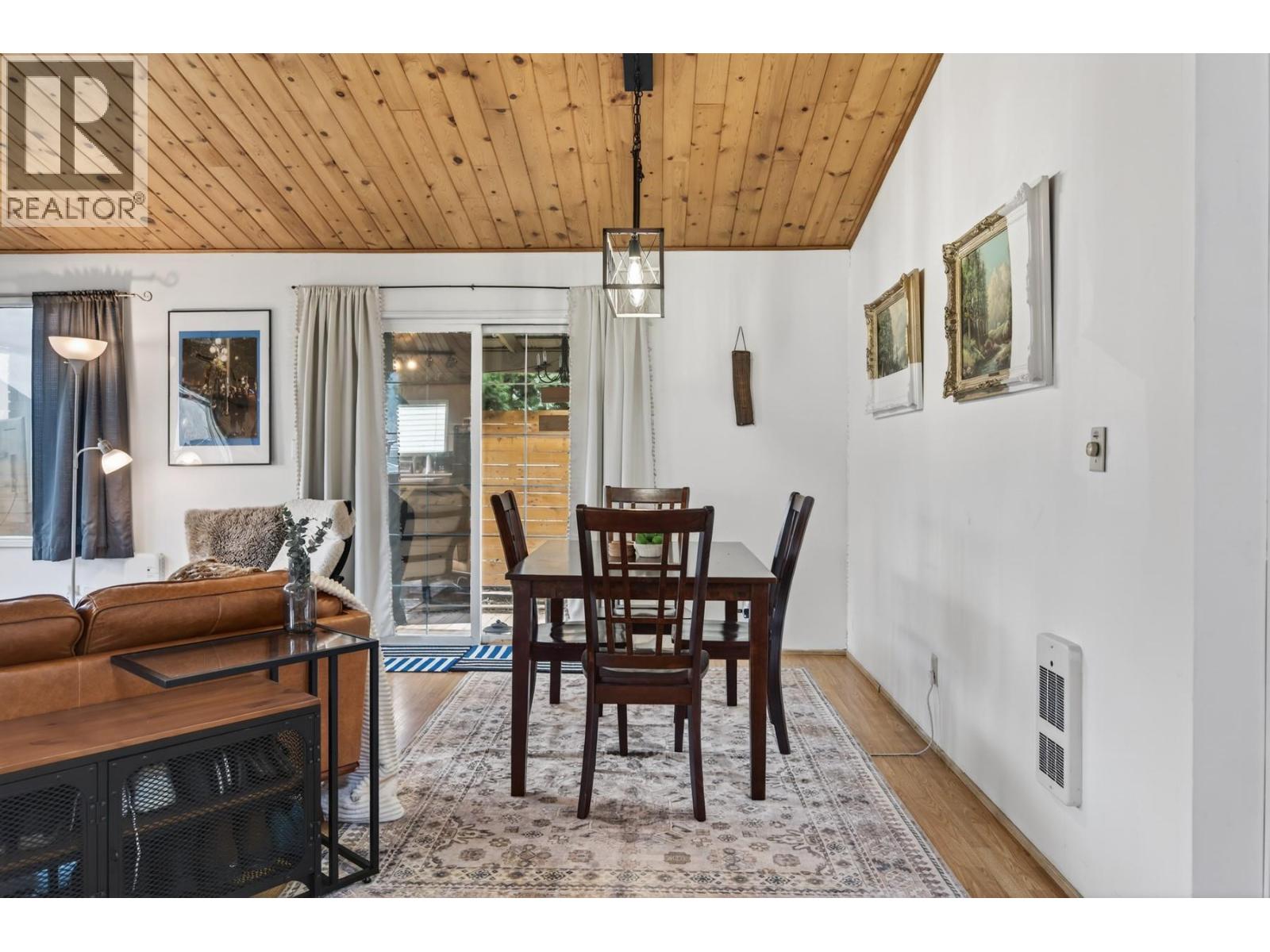 359 MOUNTAINVIEW Road, Lillooet