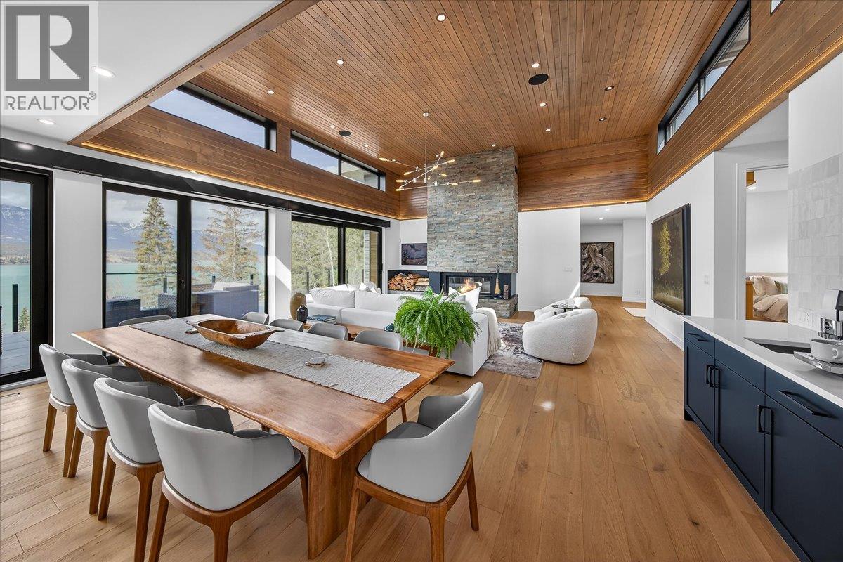  8799 GRAINGER Road, Canal Flats