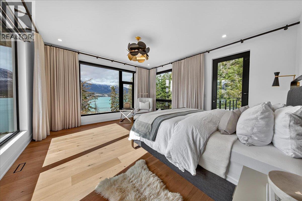  8799 GRAINGER Road, Canal Flats