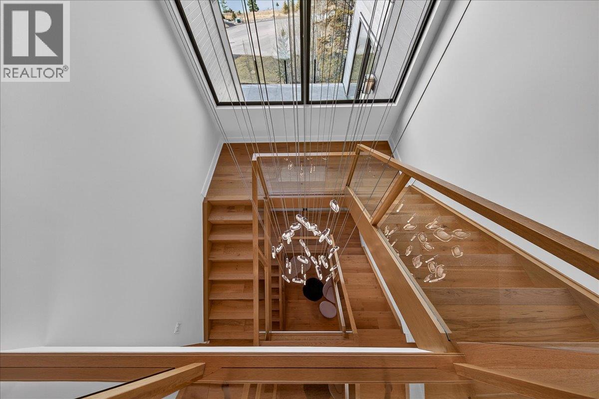  8799 GRAINGER Road, Canal Flats