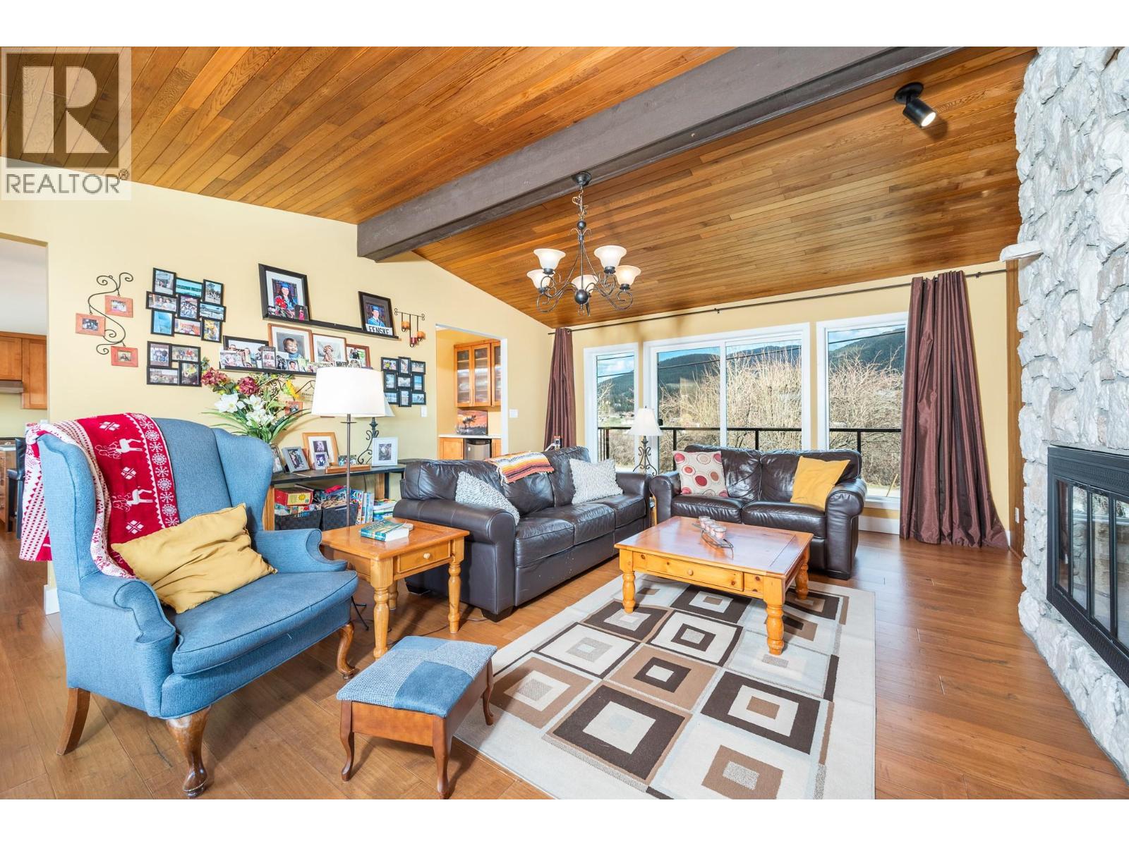 5882 L&A Road, Vernon