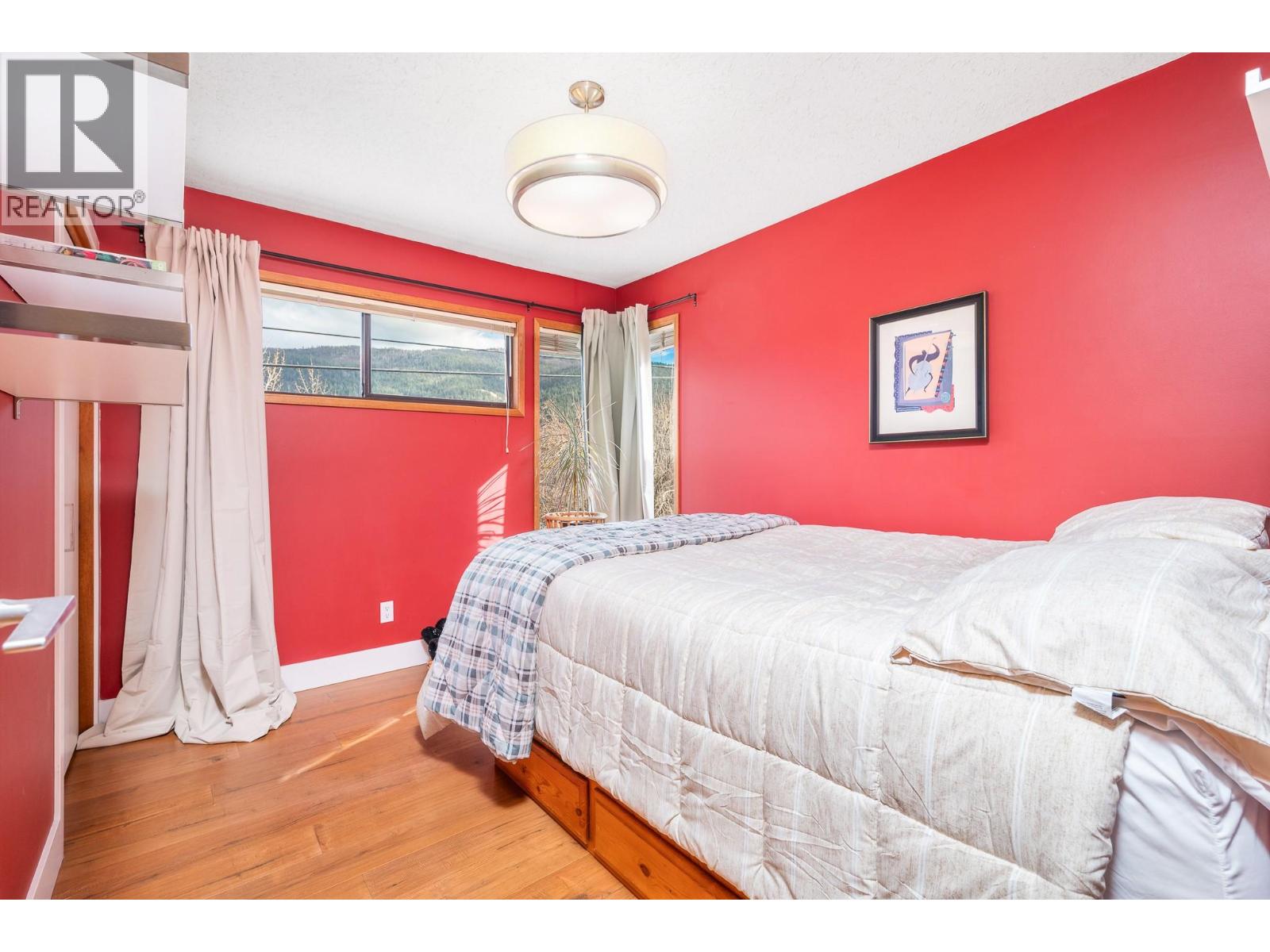 5882 L&A Road, Vernon