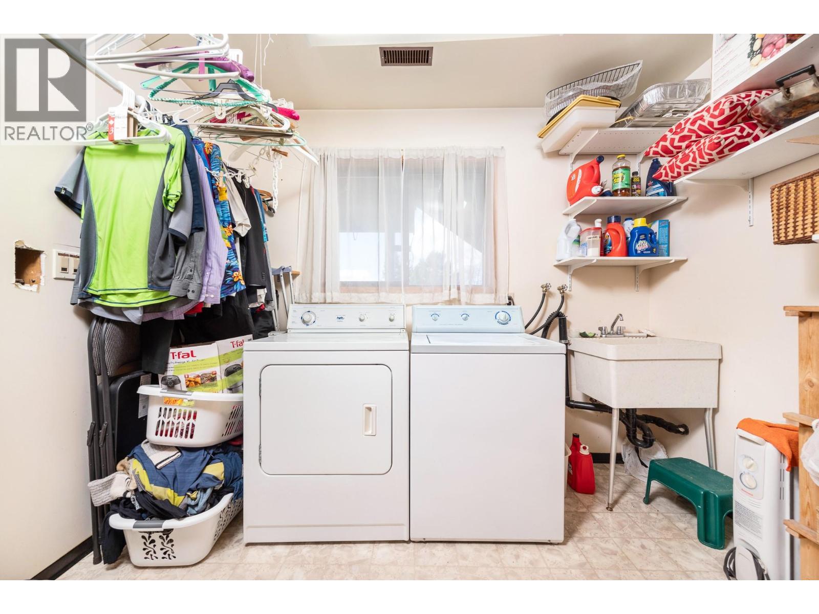 5882 L&A Road, Vernon