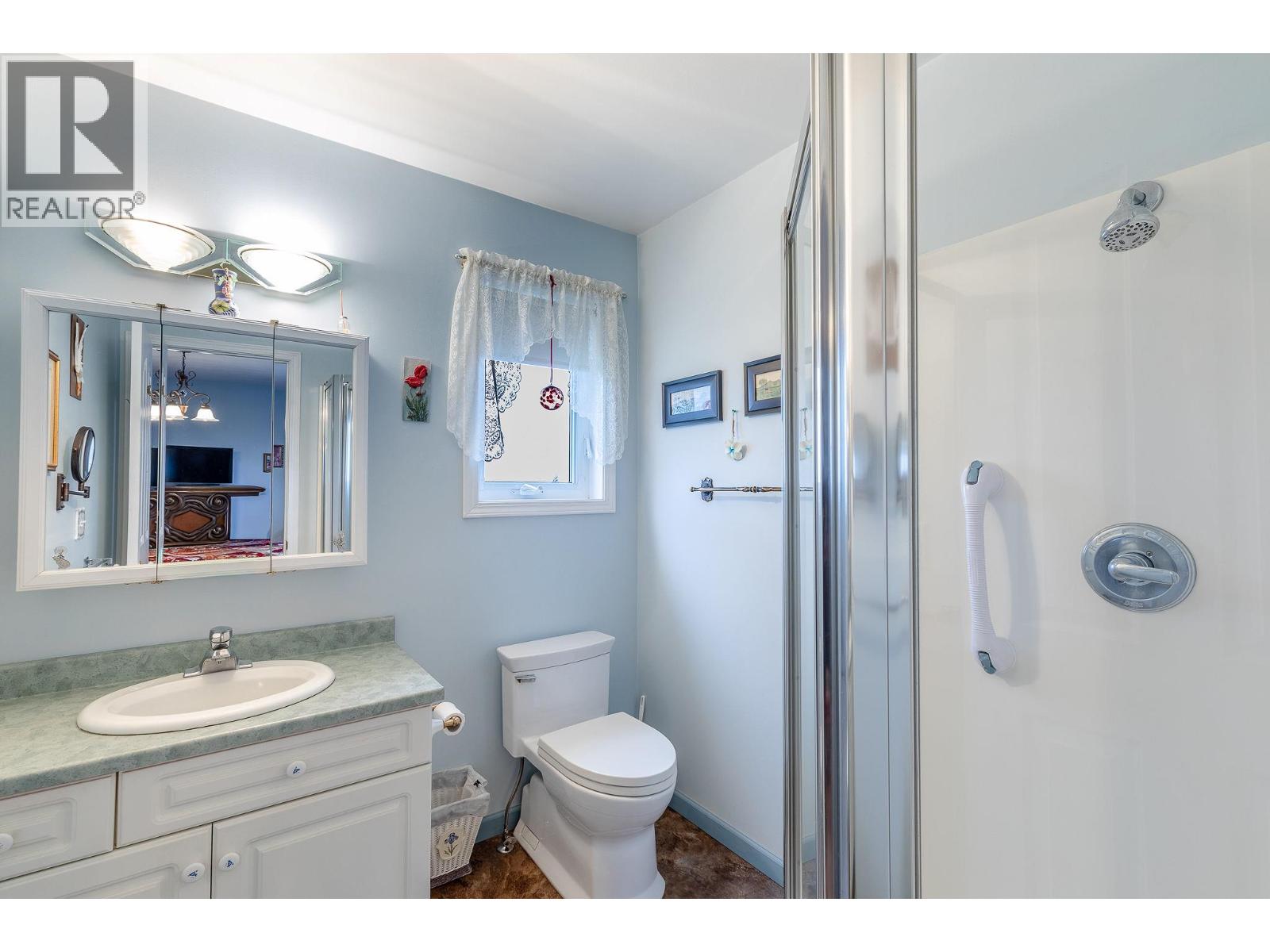 1401 HILLSIDE Street, Creston