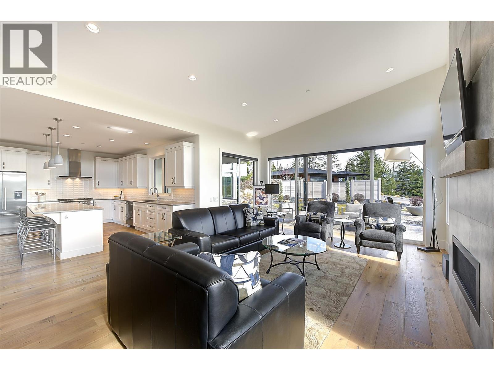 683 HAVENCREST Court, Vernon