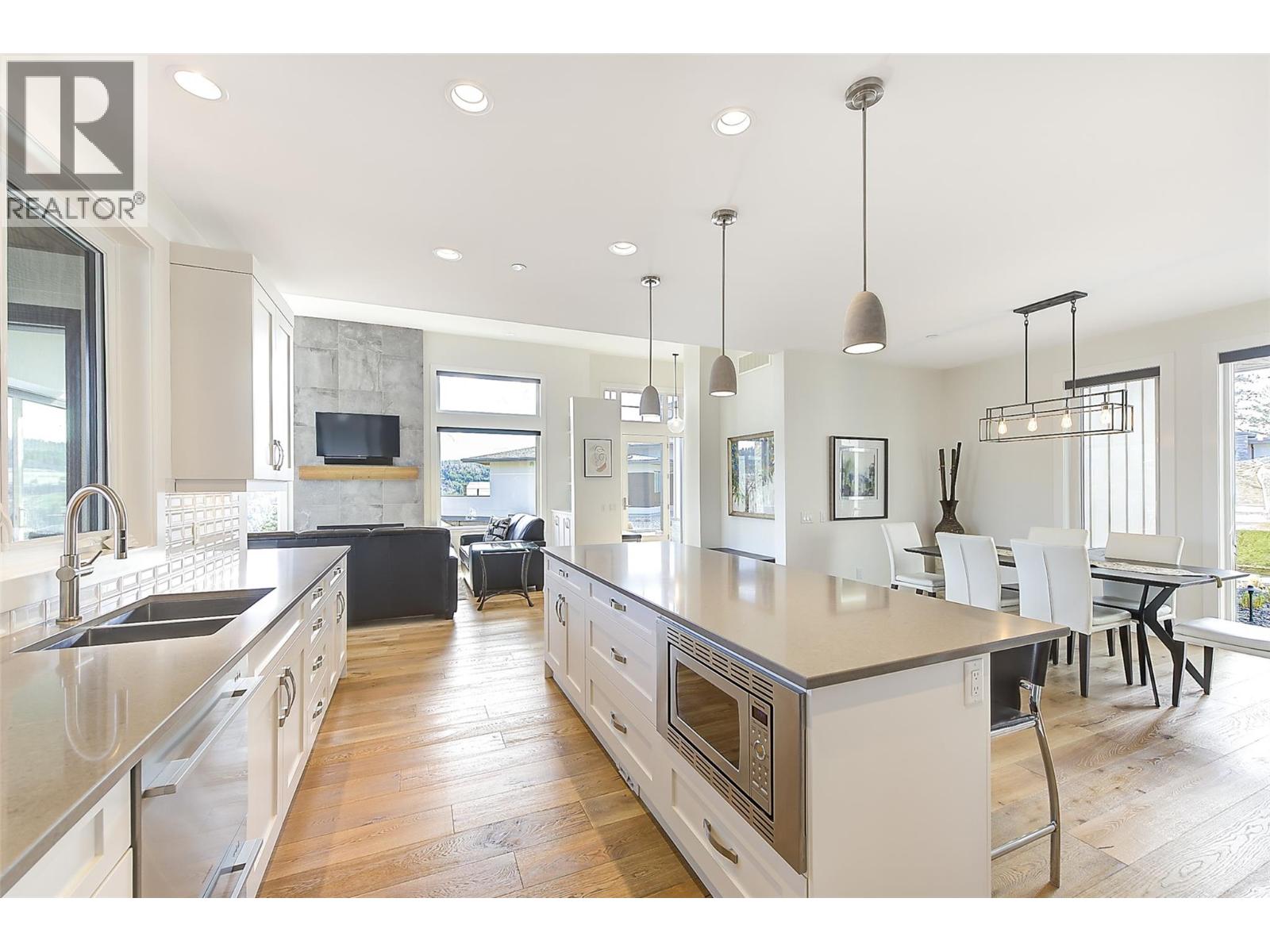 683 HAVENCREST Court, Vernon