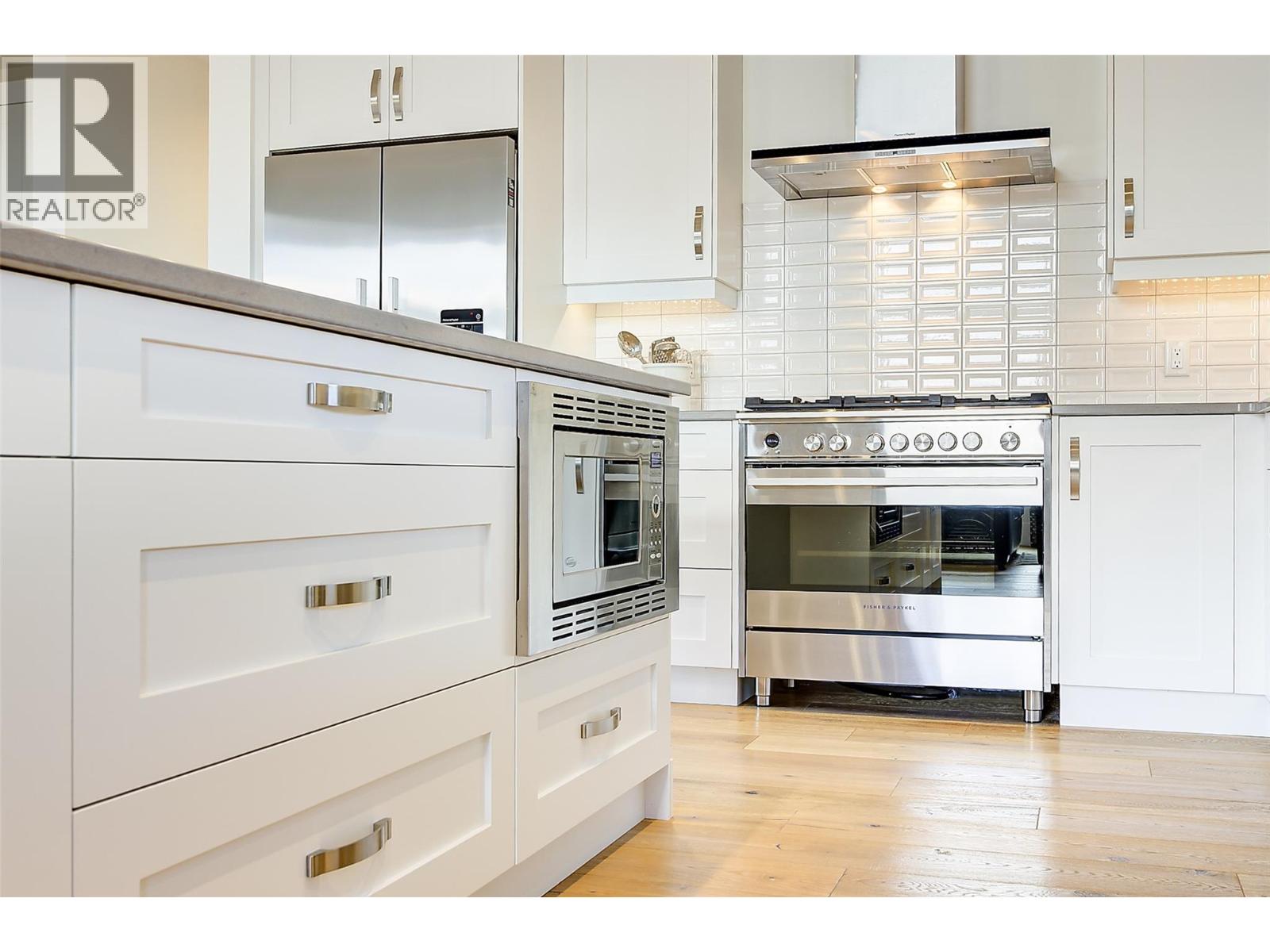 683 HAVENCREST Court, Vernon