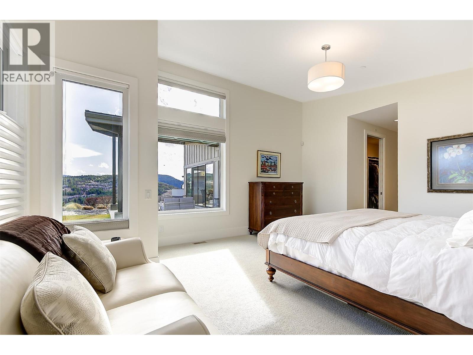 683 HAVENCREST Court, Vernon