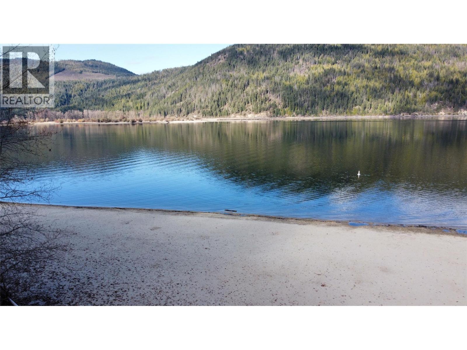 8253 97A Highway Unit# 15, Mara