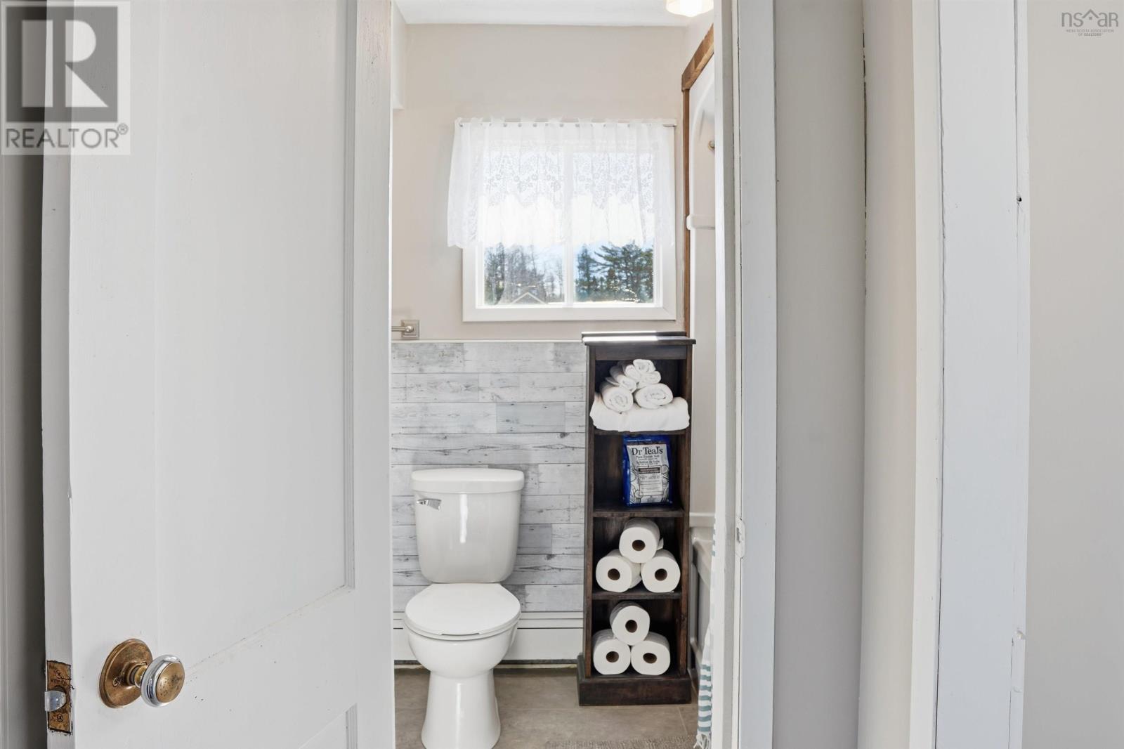 Property 17 of 47 of 276 Malay Falls Lochaber Mines Road