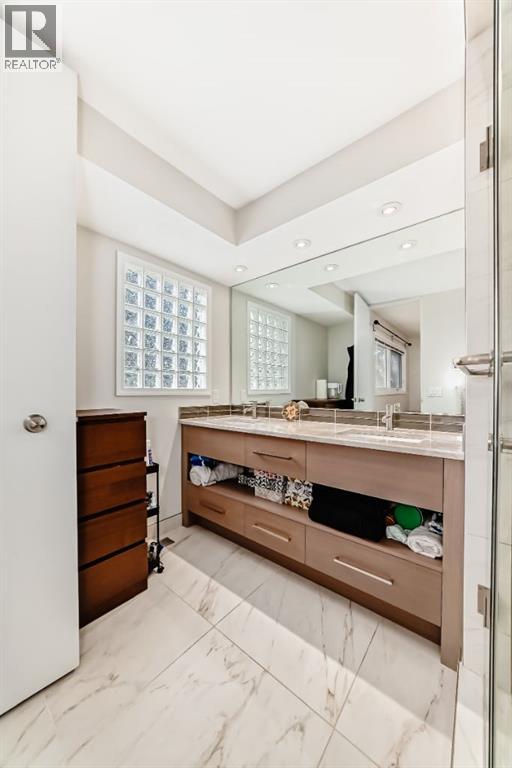 Single Family House for Sale in   Street NW Varsity Calgary 