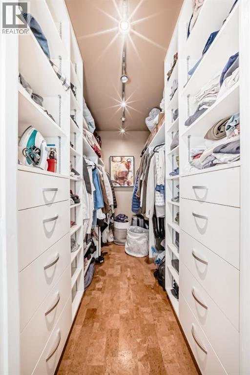 Single Family House for Sale in   Street NW Varsity Calgary 