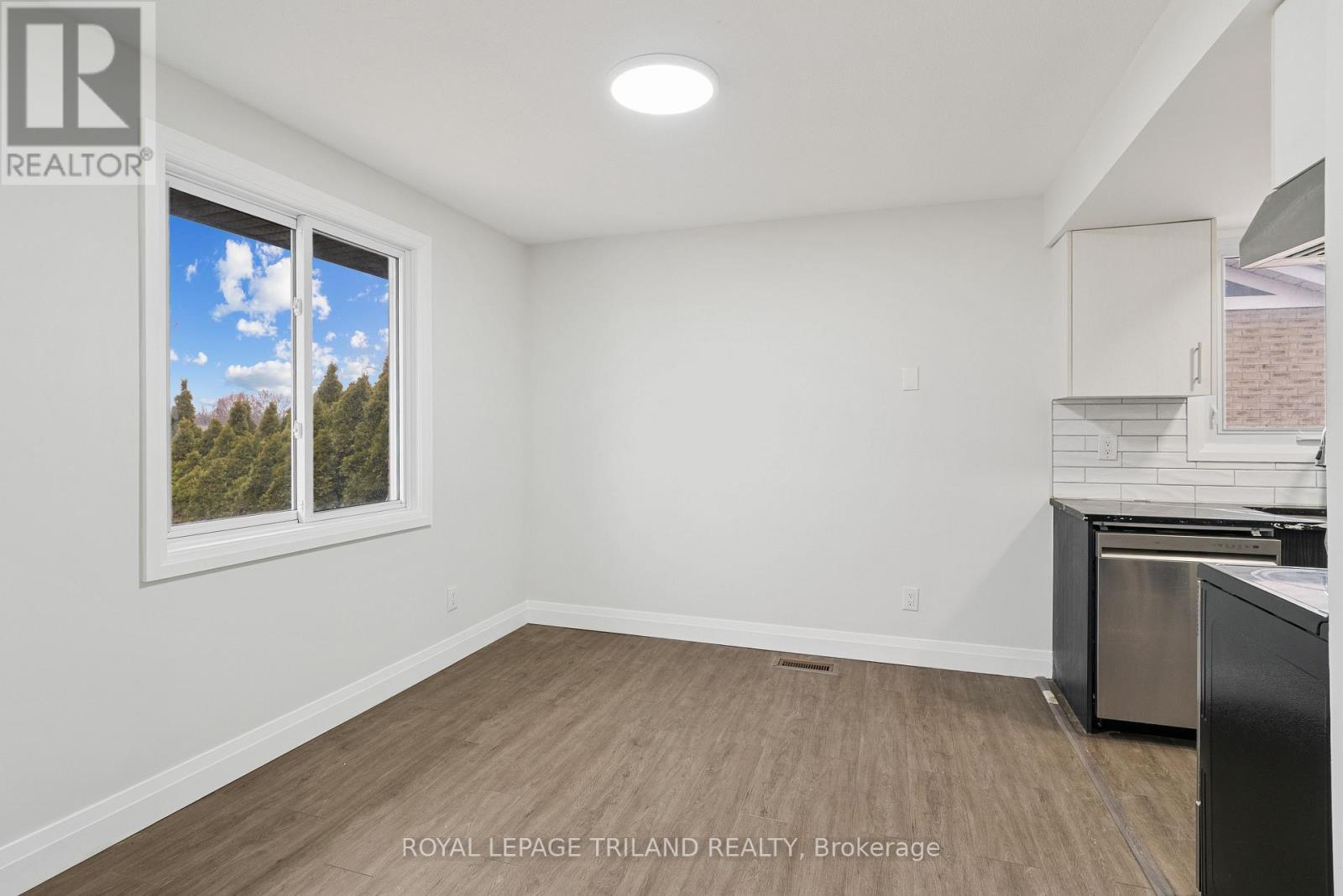 32 PARISH STREET - 13