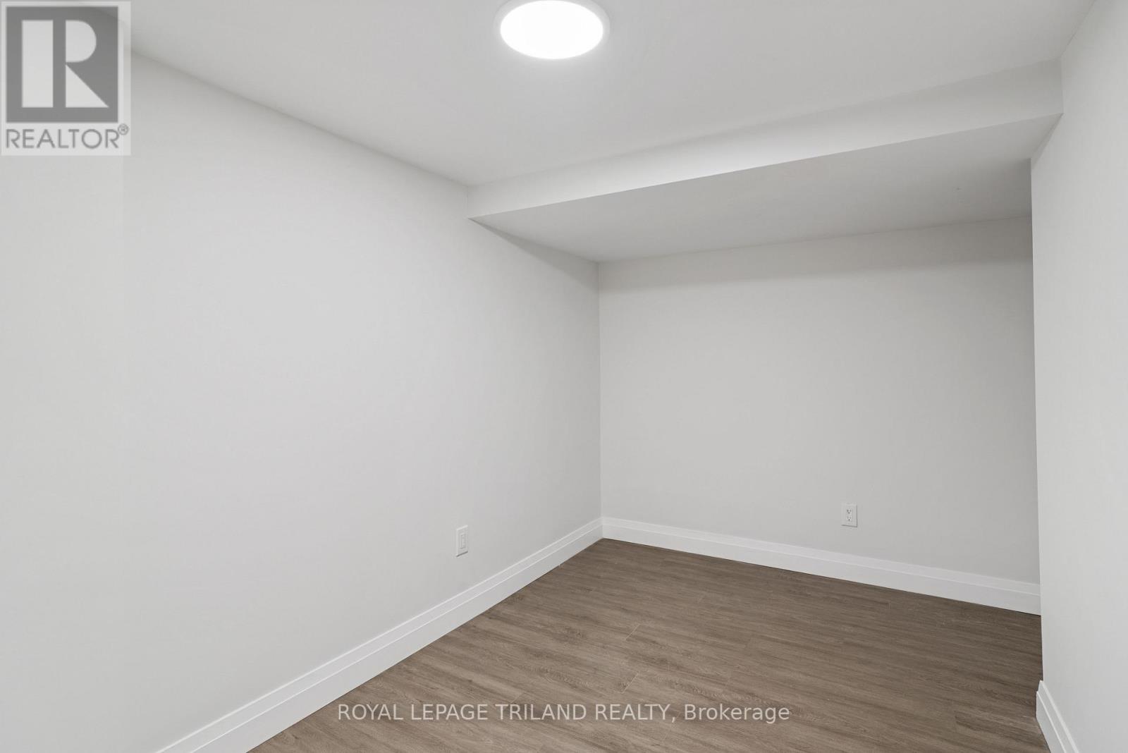 32 PARISH STREET - 32
