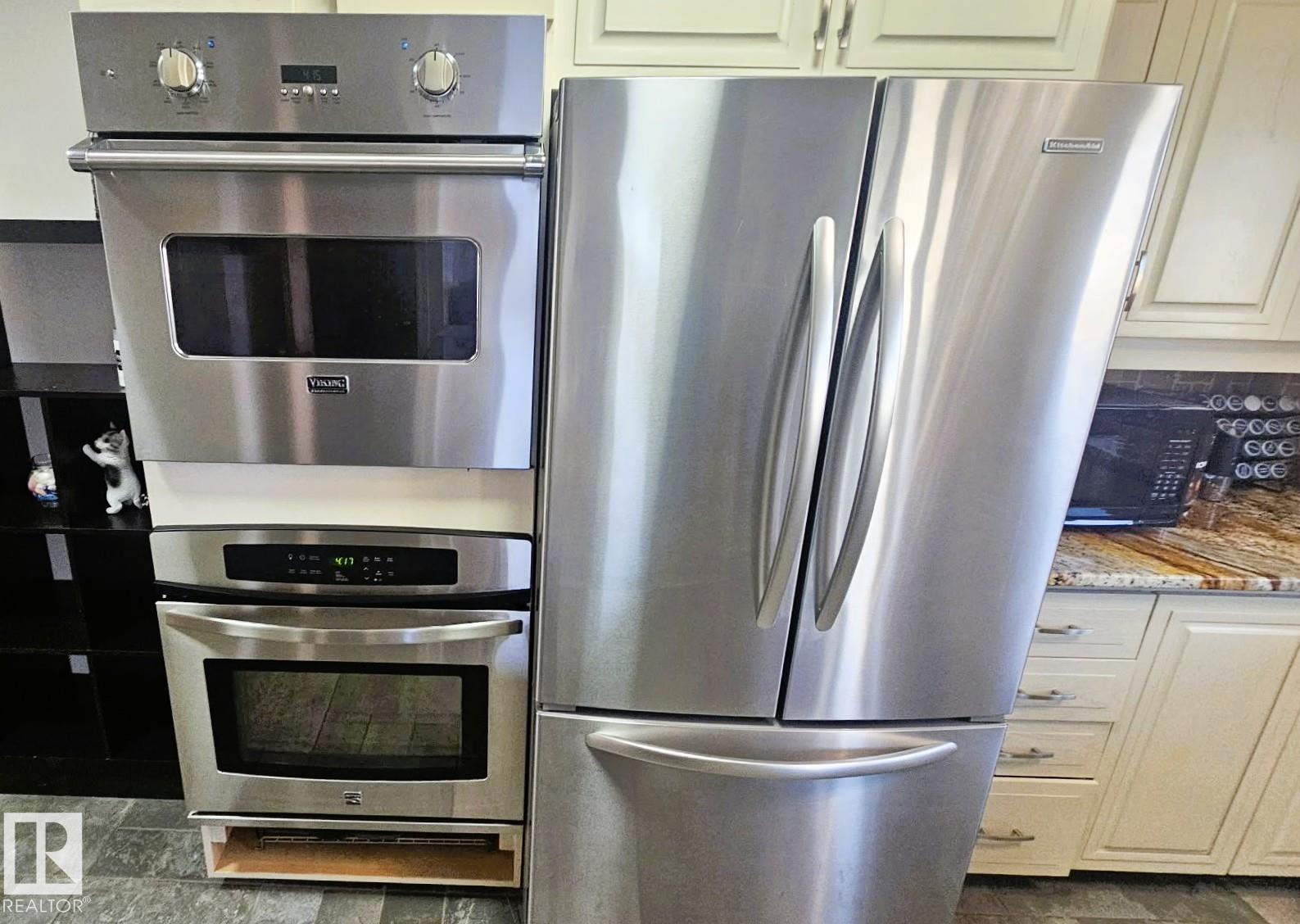 Single Family House Bungalow for Sale in   AV NW Edmonton 