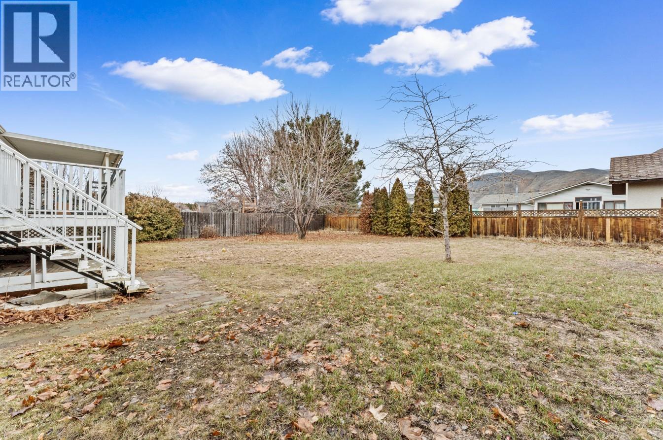 2310 GREENFIELD AVENUE - 8