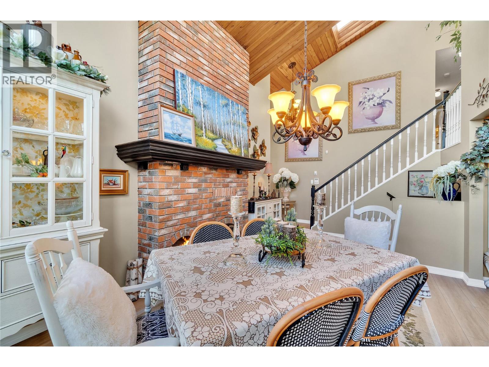 2463 IRVINE Avenue, Merritt