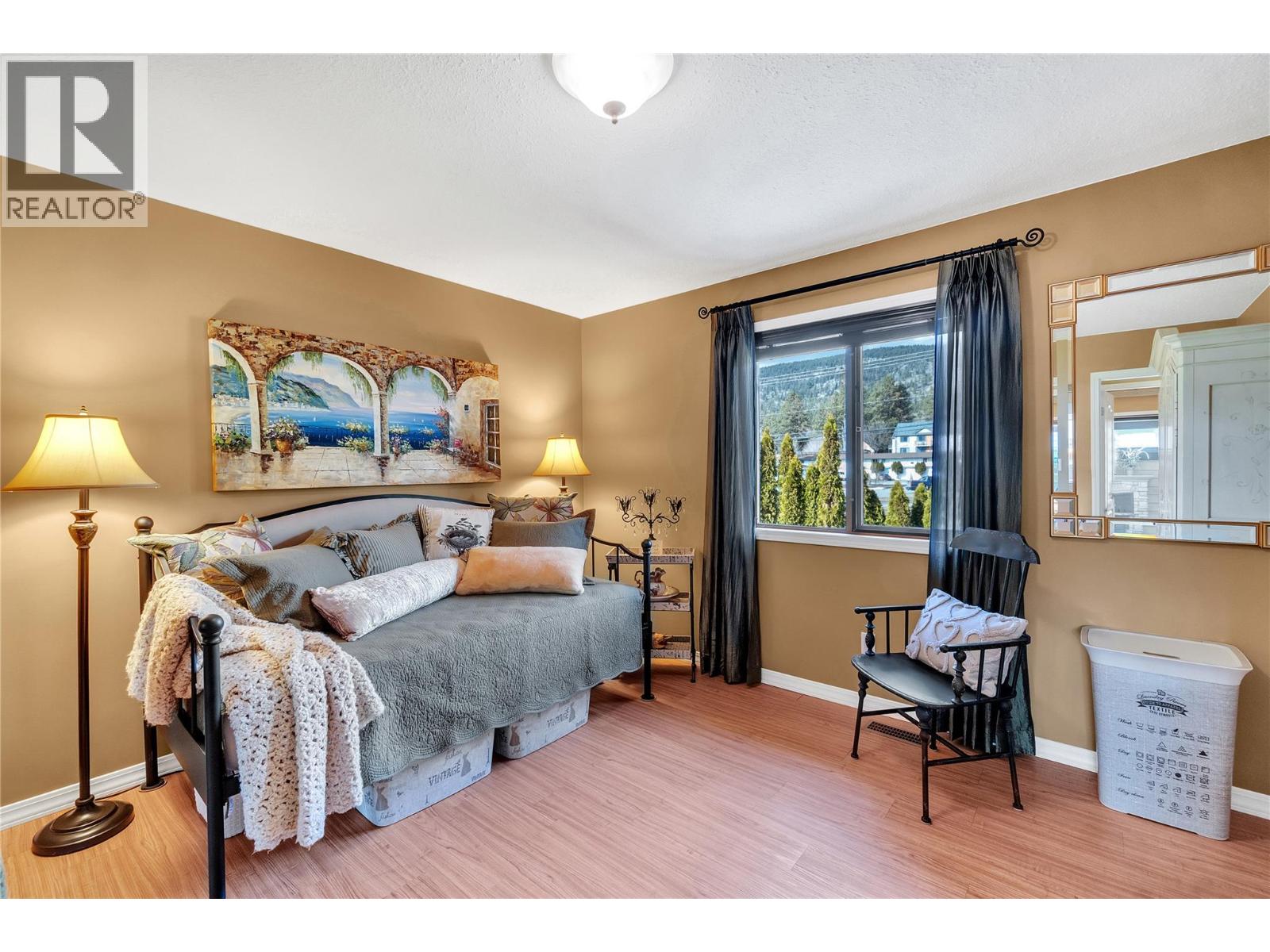 2463 IRVINE Avenue, Merritt