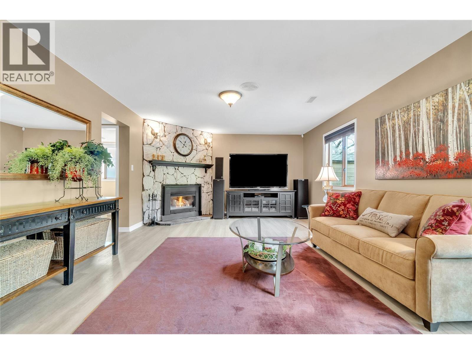 2463 IRVINE Avenue, Merritt