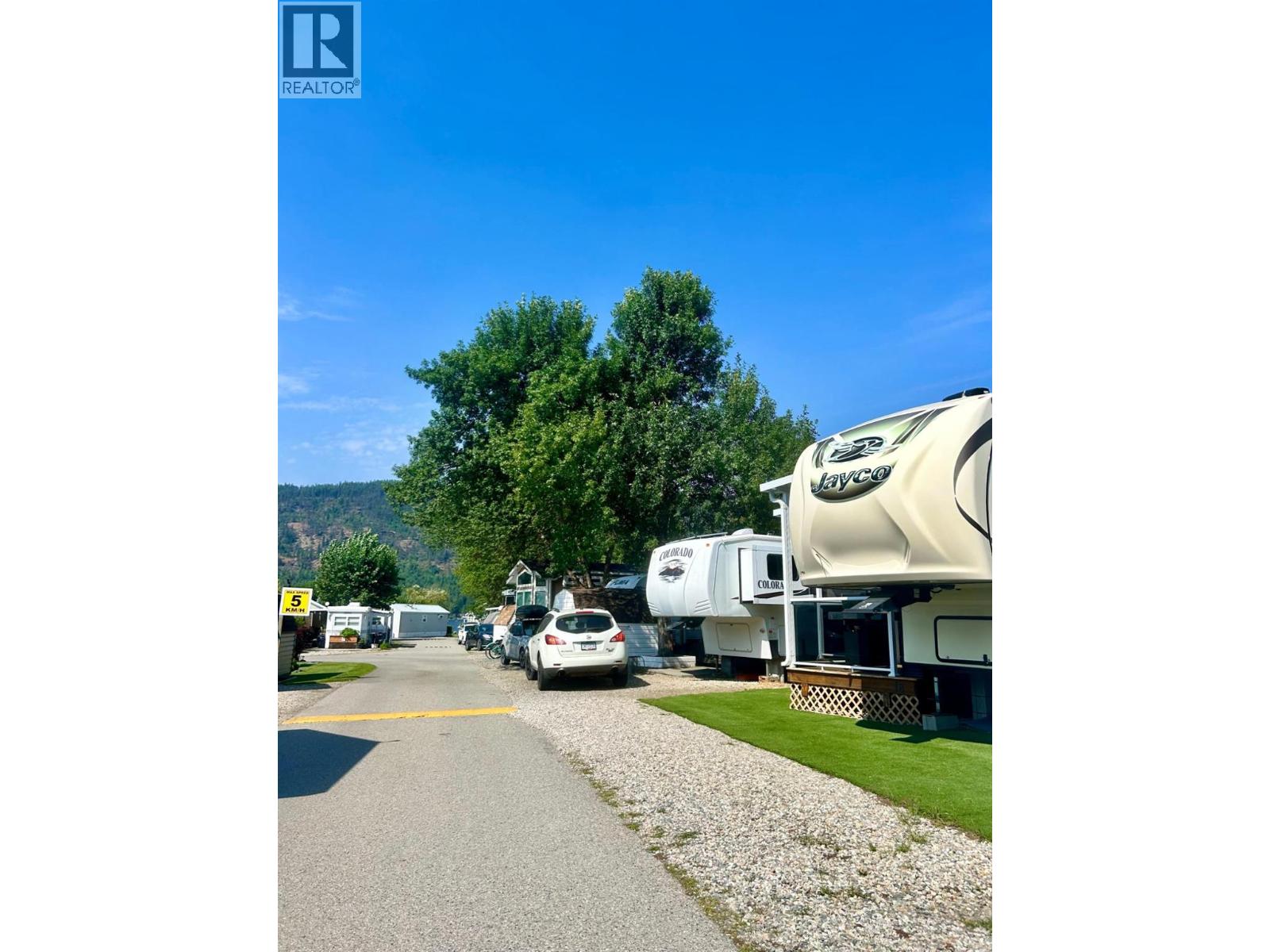 1835 Bakery Frontage Road Unit# 18, Christina Lake