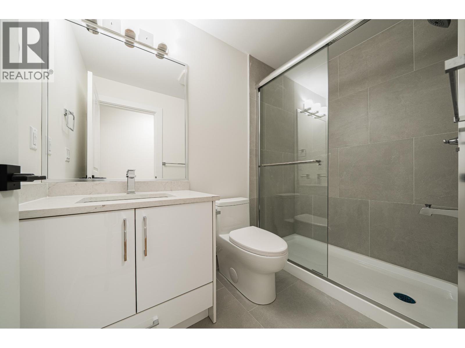 4919 VENABLES STREET, Burnaby