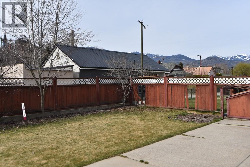 1360 SECOND AVENUE - 6