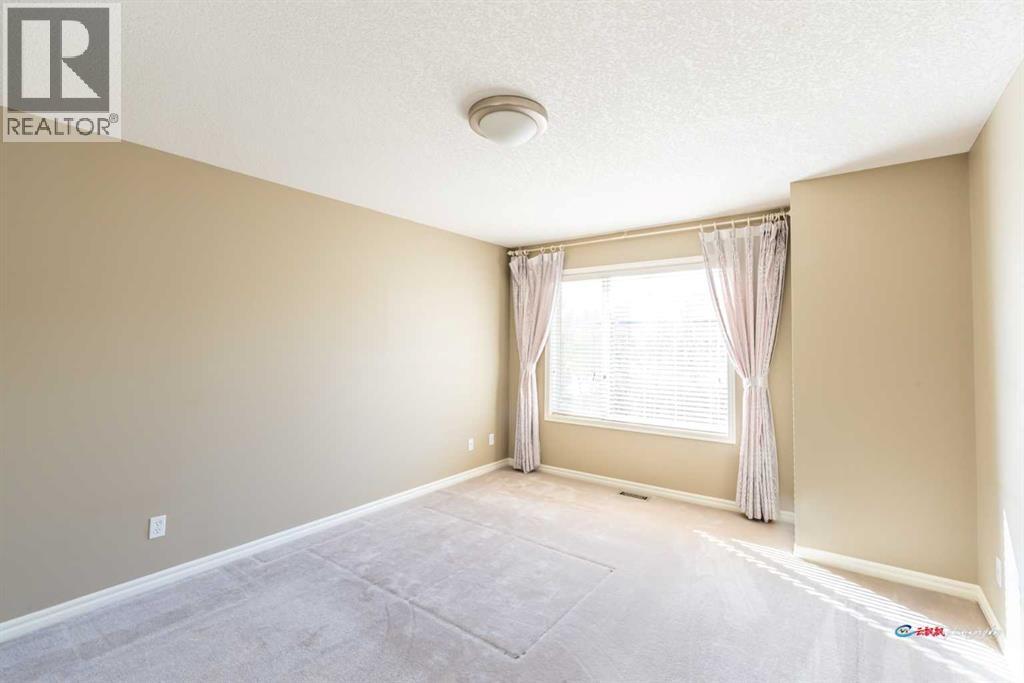 Single Family House for Sale in  Kincora Gardens NW Kincora Calgary 