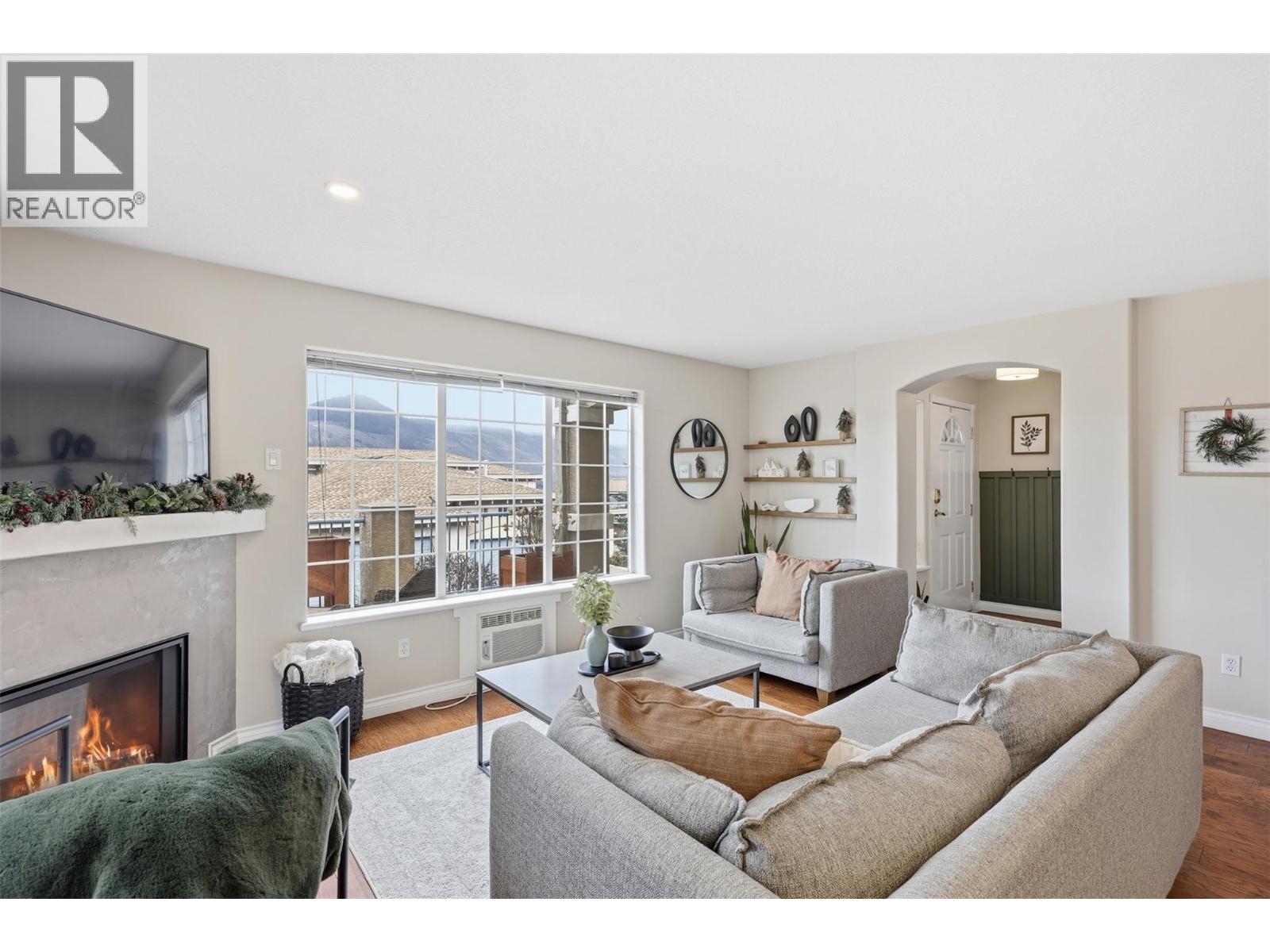 875 Sahali Terrace Unit# 401, Kamloops