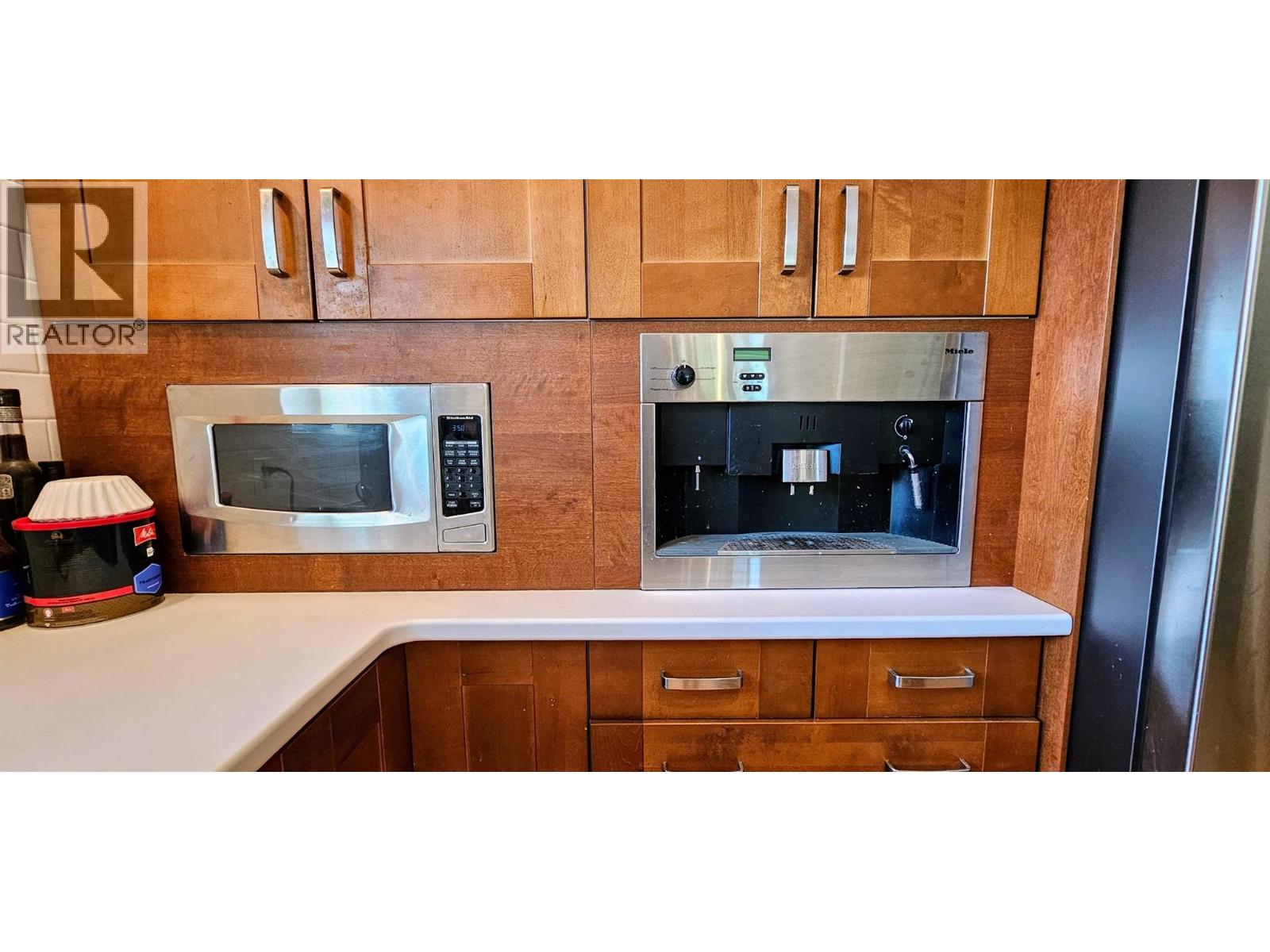 3560 ISLAND POND Road - 9