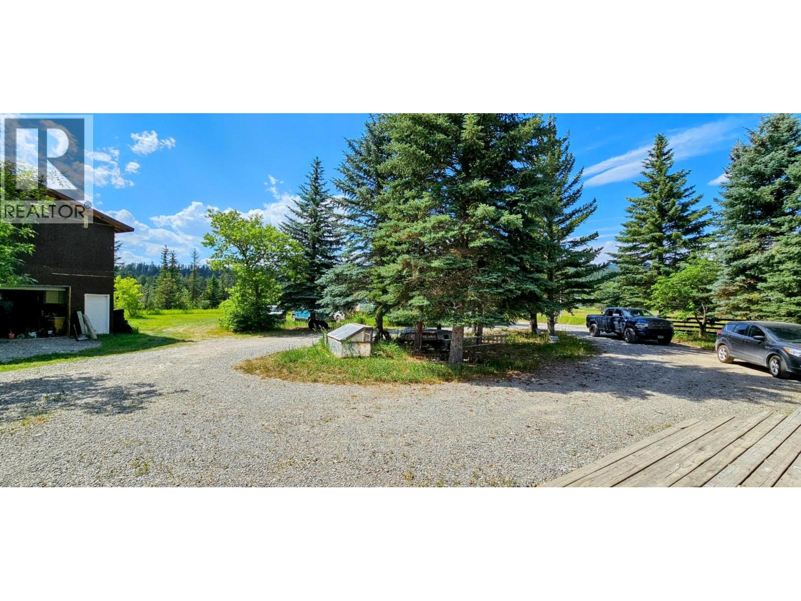 3560 ISLAND POND Road, Skookumchuck