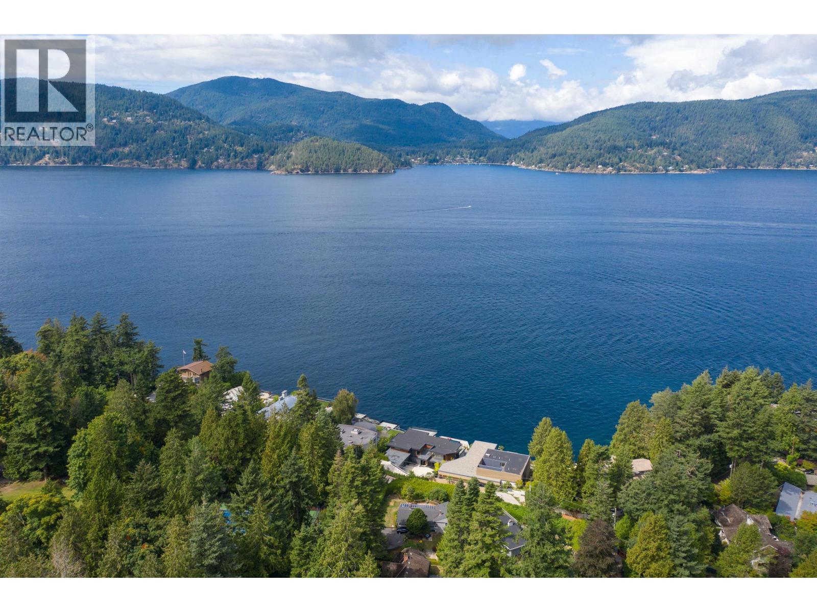 7195 ROCKLAND WYND, West Vancouver