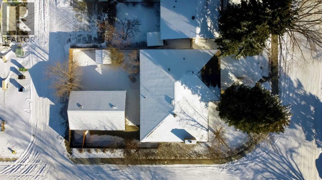 Single Family House Bungalow for Sale in   Avenue NE Rundle Calgary 