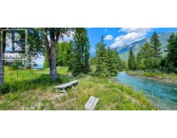3560 Island Pond Road, Skookumchuck, BC V0B2E0 Photo 46