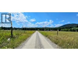 3560 Island Pond Road, Skookumchuck, BC V0B2E0 Photo 48