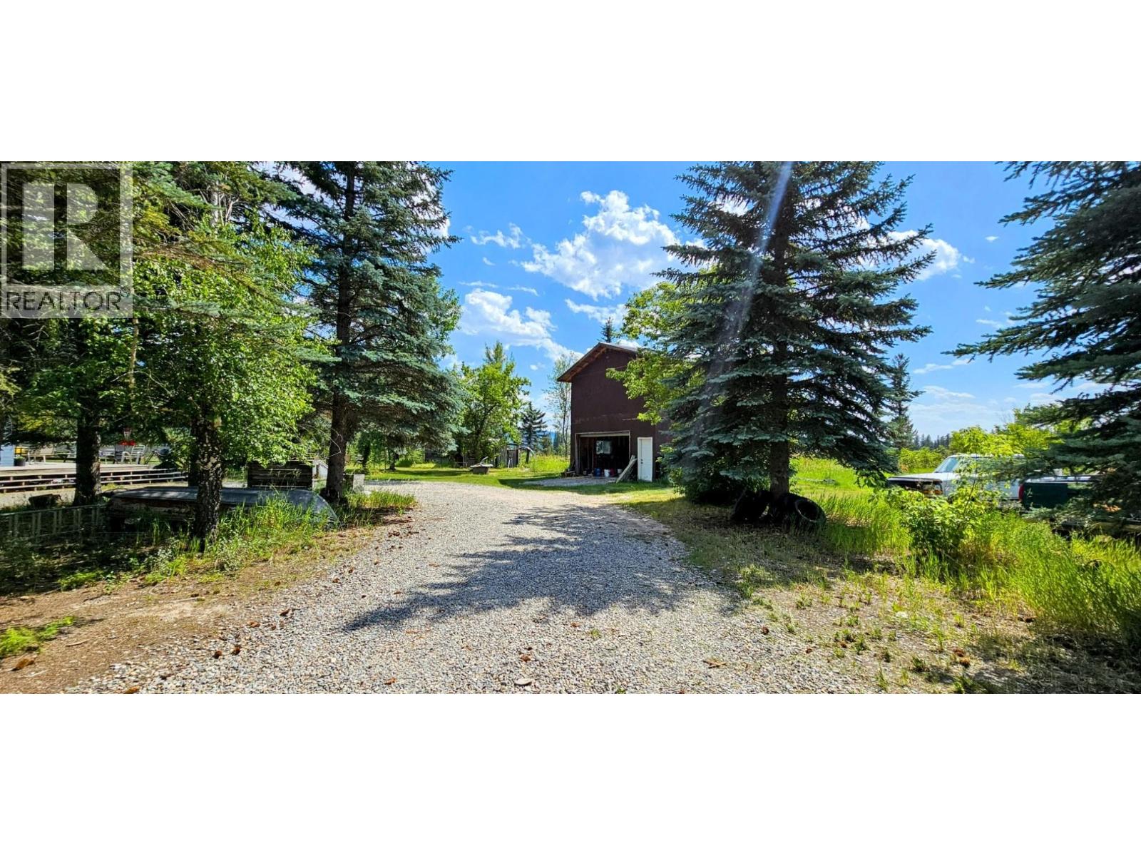 3560 ISLAND POND Road - 42