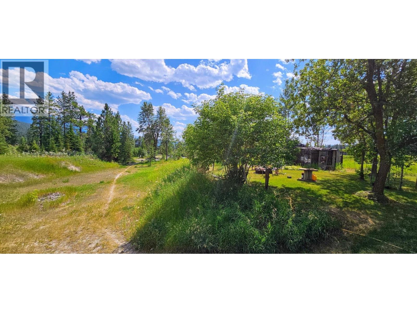 3560 ISLAND POND Road - 53