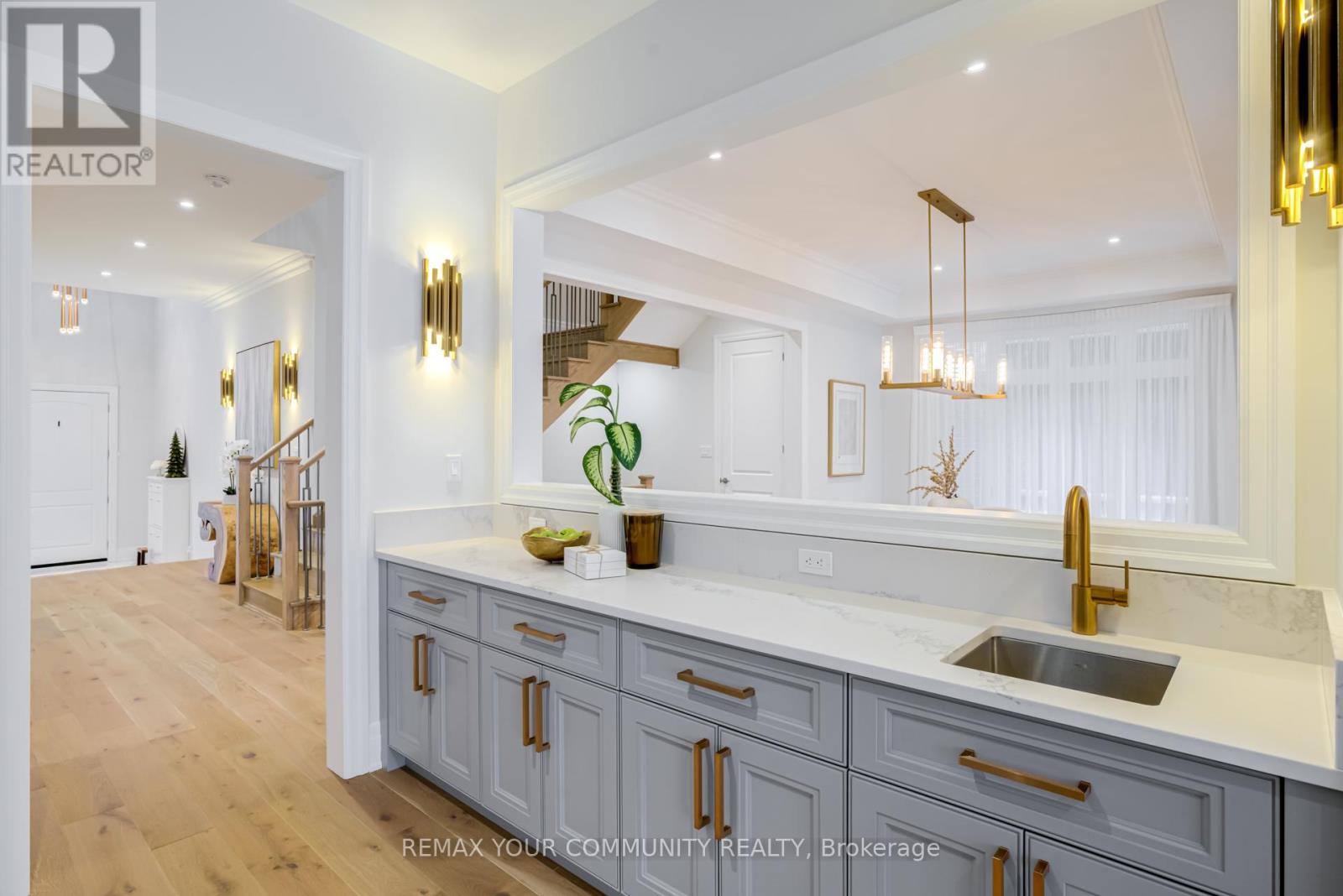 Single Family House for Sale in  CASAVANT COURT Vaughan (Patterson) 