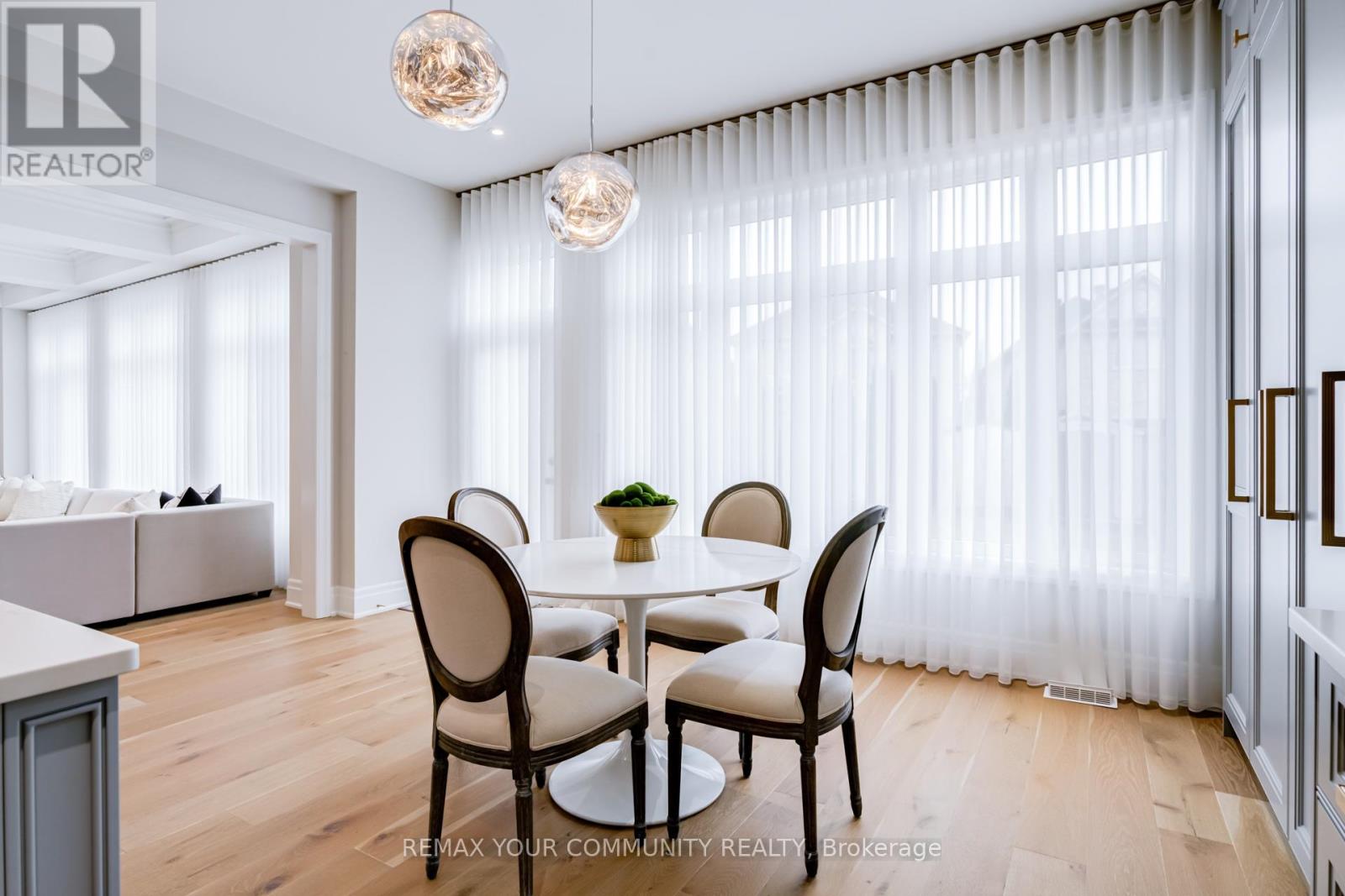 Single Family House for Sale in  CASAVANT COURT Vaughan (Patterson) 