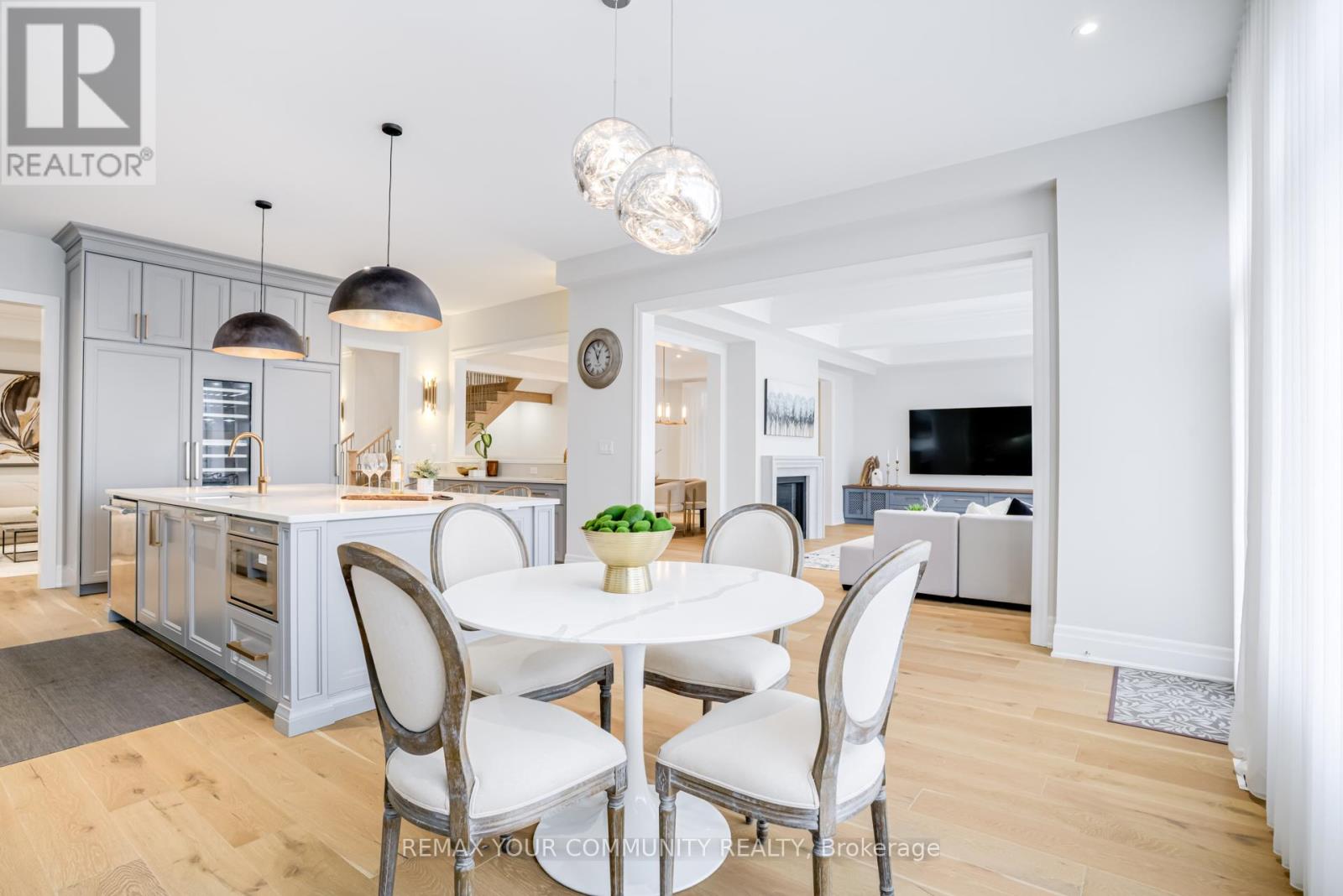 Single Family House for Sale in  CASAVANT COURT Vaughan (Patterson) 