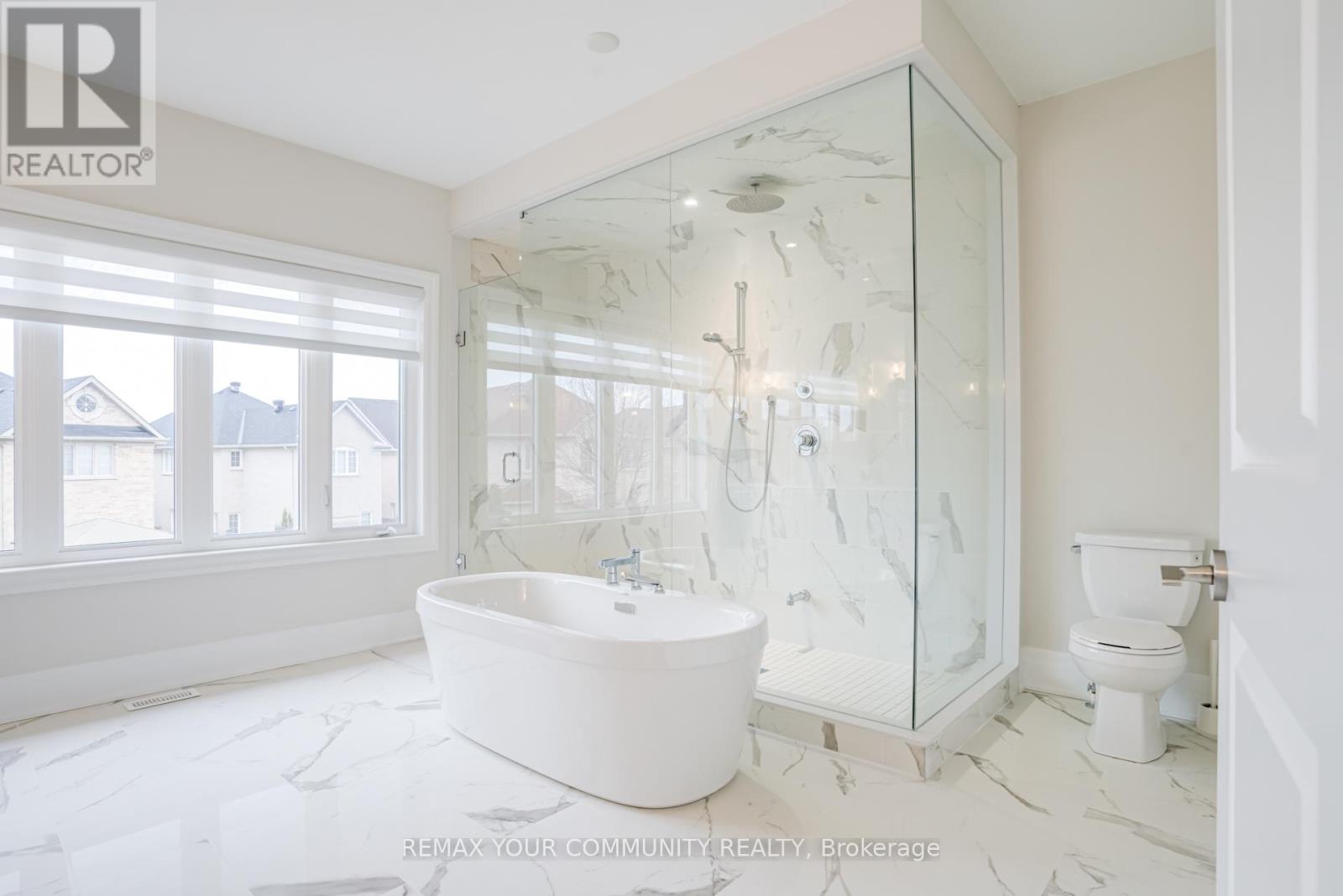 Single Family House for Sale in  CASAVANT COURT Vaughan (Patterson) 