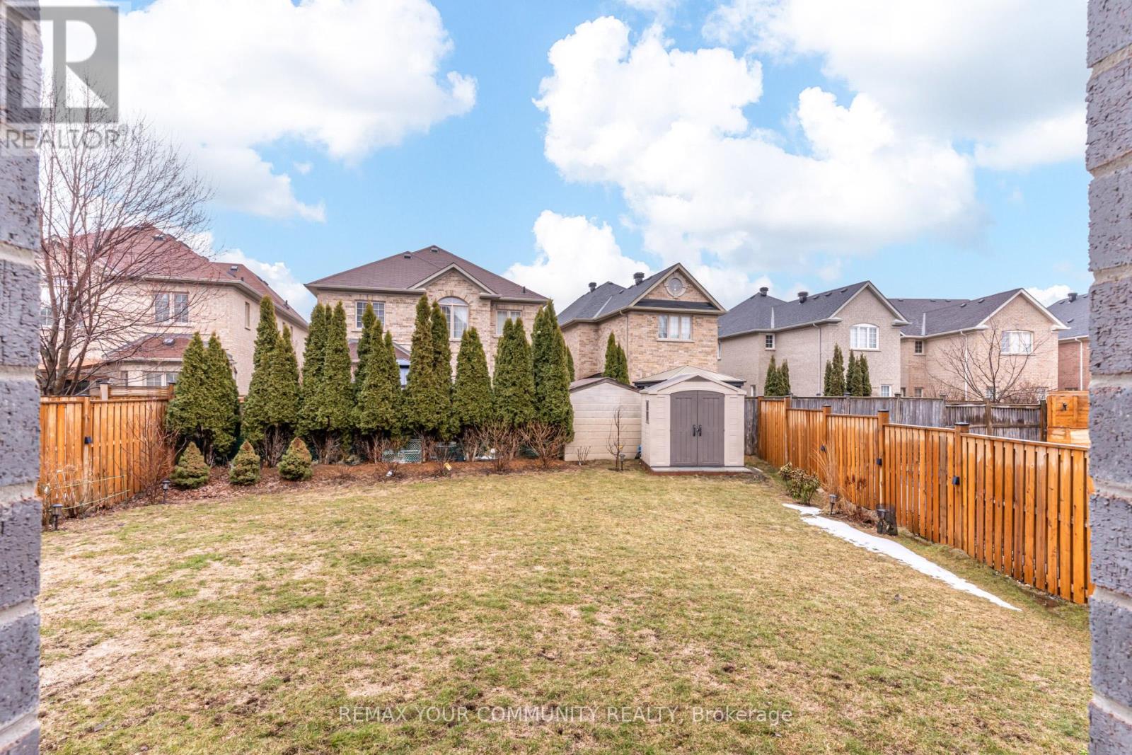 Single Family House for Sale in  CASAVANT COURT Vaughan (Patterson) 