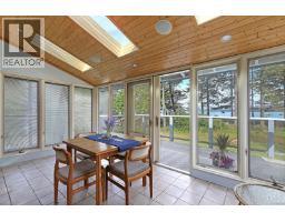 1550 Dalziel Rd, Denman Island, BC V0R1T0 Photo 19