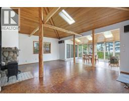 1550 Dalziel Rd, Denman Island, BC V0R1T0 Photo 18