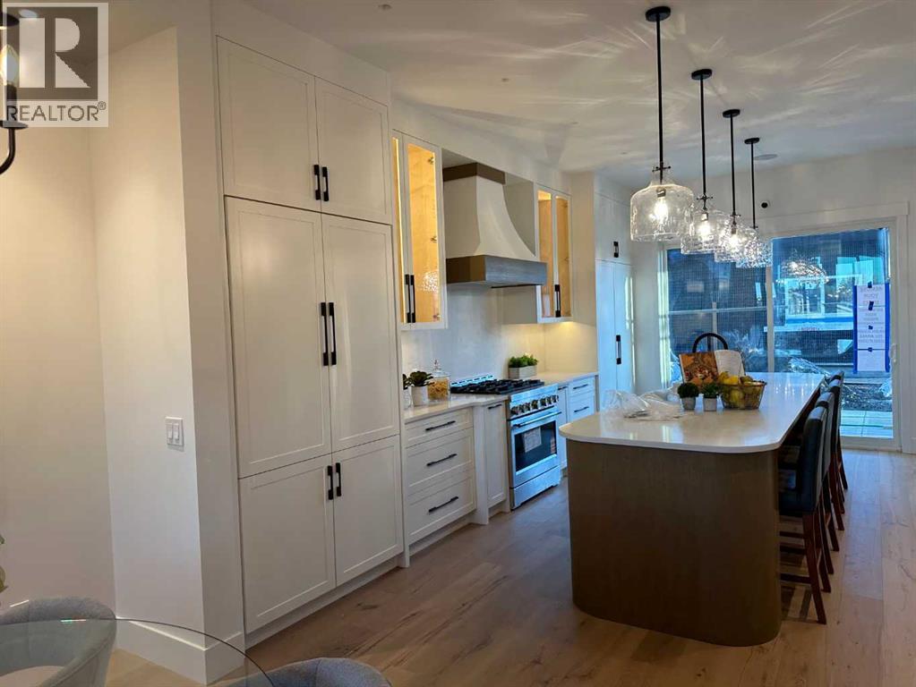 Single Family House for Sale in   Avenue NW Capitol Hill Calgary 