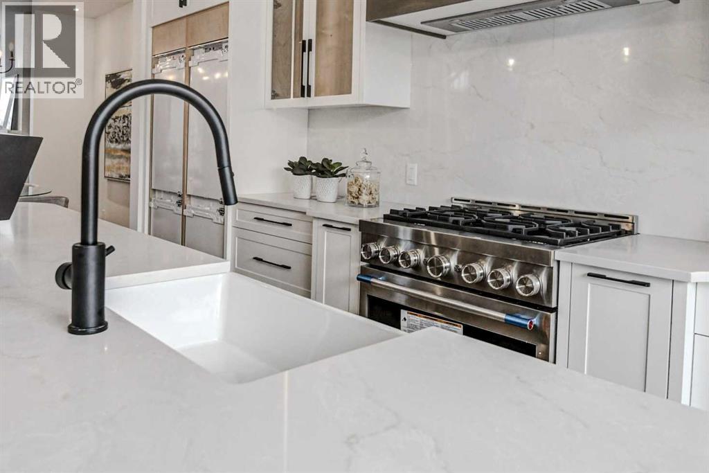 Single Family House for Sale in   Avenue NW Capitol Hill Calgary 